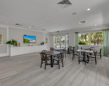4340 Veleiros Avenue - Photo Thumbnail 53