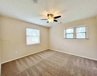 3101 Murphy Drive - Photo Thumbnail 18