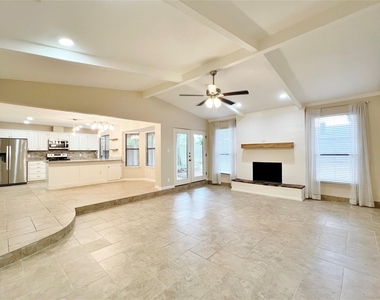 3101 Murphy Drive - Photo Thumbnail 3