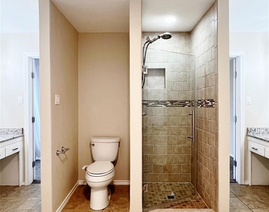 3101 Murphy Drive - Photo Thumbnail 15