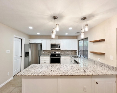3101 Murphy Drive - Photo Thumbnail 7