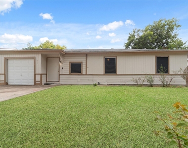 11715 Almeda Genoa Road - Photo Thumbnail 1
