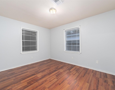11715 Almeda Genoa Road - Photo Thumbnail 6