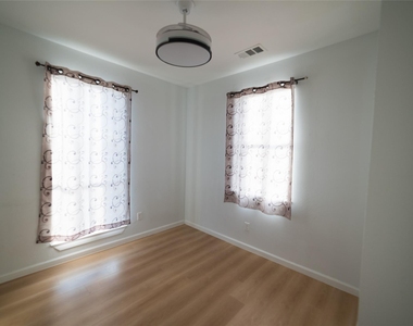 954 Lloyds Road - Photo Thumbnail 22