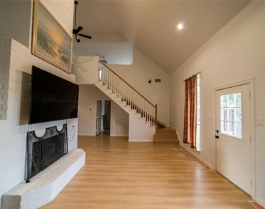 954 Lloyds Road - Photo Thumbnail 10