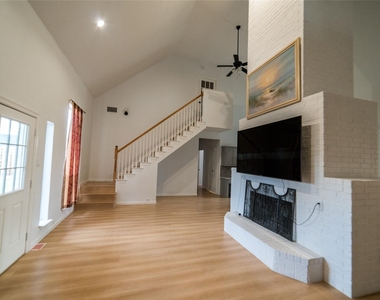 954 Lloyds Road - Photo Thumbnail 9
