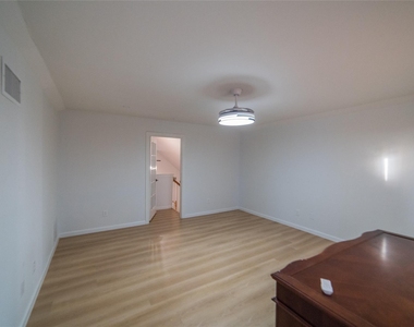 954 Lloyds Road - Photo Thumbnail 26