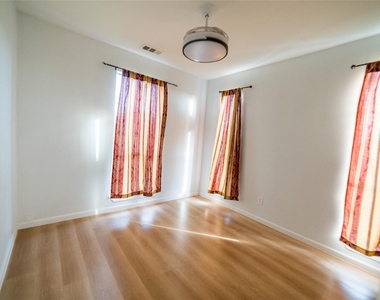 954 Lloyds Road - Photo Thumbnail 18