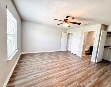 123 Bennett Hills Drive - Photo Thumbnail 3