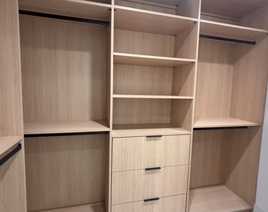 2411 Laguna Circle - Photo Thumbnail 19
