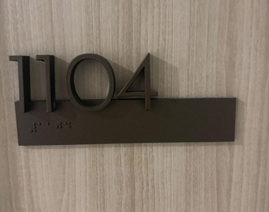 2411 Laguna Circle - Photo Thumbnail 1