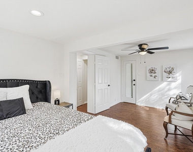 2713 Mcpherson Lane - Photo Thumbnail 22