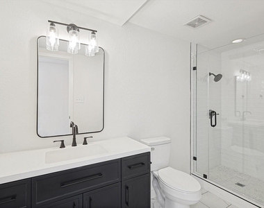 2713 Mcpherson Lane - Photo Thumbnail 23