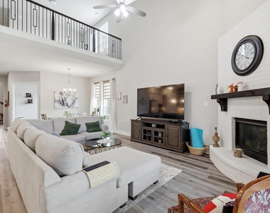 3001 Milton Drive - Photo Thumbnail 7