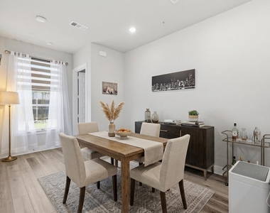 3001 Milton Drive - Photo Thumbnail 10