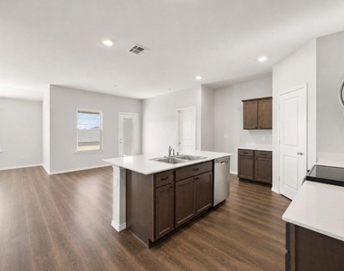 702 Watermill Road - Photo Thumbnail 4
