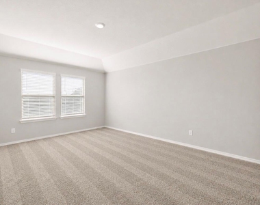 702 Watermill Road - Photo Thumbnail 10