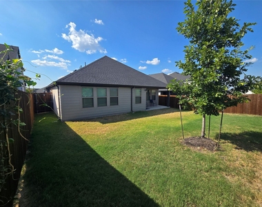 208 Hope Orchards Drive - Photo Thumbnail 24