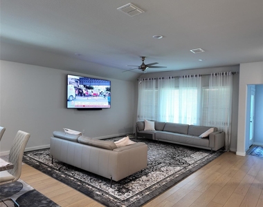 208 Hope Orchards Drive - Photo Thumbnail 26