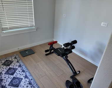 208 Hope Orchards Drive - Photo Thumbnail 28