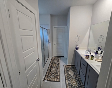 208 Hope Orchards Drive - Photo Thumbnail 18