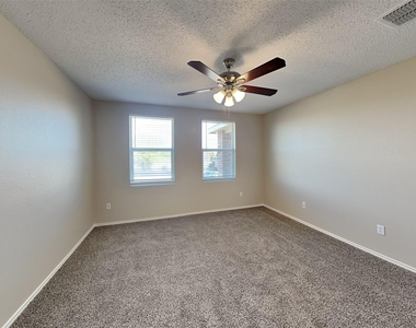 600 Ragwood Road - Photo Thumbnail 10