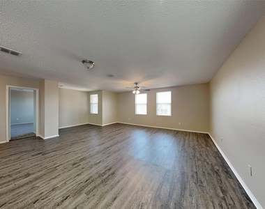 600 Ragwood Road - Photo Thumbnail 5