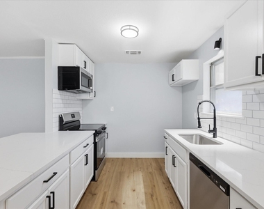 2202 E Mitchell Street - Photo Thumbnail 9