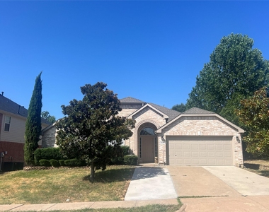 2607 Ridgeoak Trail - Photo Thumbnail 2