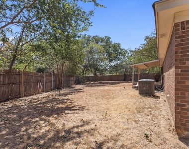 6229 Maple Springs Drive - Photo Thumbnail 26