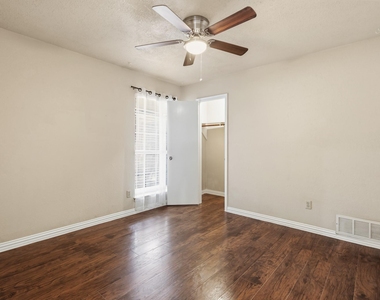6229 Maple Springs Drive - Photo Thumbnail 13