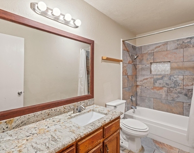 6229 Maple Springs Drive - Photo Thumbnail 16