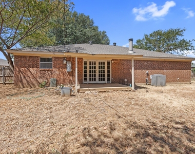 6229 Maple Springs Drive - Photo Thumbnail 24
