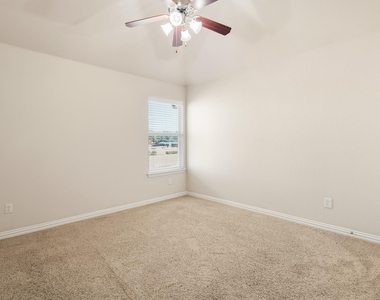 8224 Summerview Court - Photo Thumbnail 23