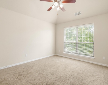 8224 Summerview Court - Photo Thumbnail 17