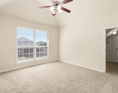 8224 Summerview Court - Photo Thumbnail 18