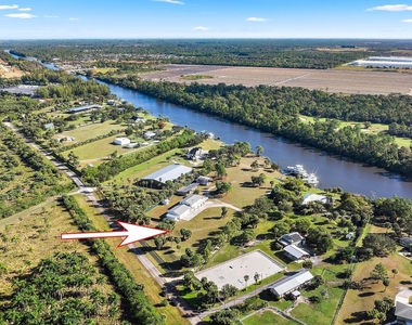 10275 Sw Green Ridge Lane - Photo Thumbnail 18