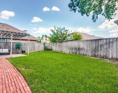 2916 Renaissance Circle - Photo Thumbnail 25