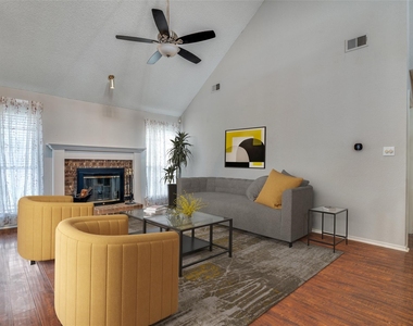 2916 Renaissance Circle - Photo Thumbnail 9