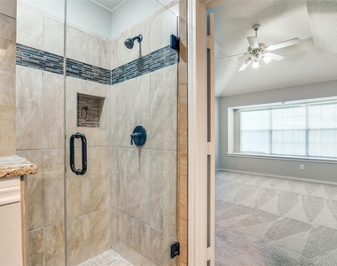 2916 Renaissance Circle - Photo Thumbnail 15