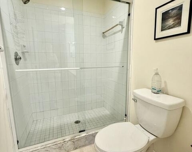 1002 Keystone Drive - Photo Thumbnail 12