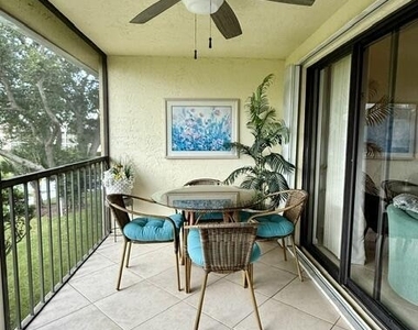 1002 Keystone Drive - Photo Thumbnail 13