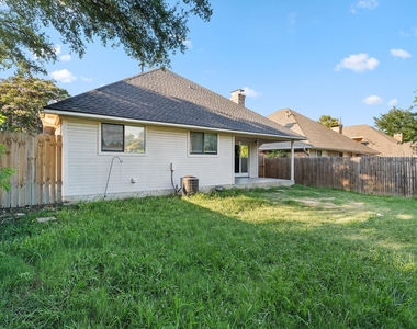 3113 Canton Street - Photo Thumbnail 6