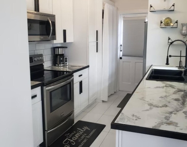 5610 Sw 55th Street - Photo Thumbnail 7