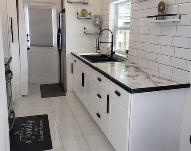 5610 Sw 55th Street - Photo Thumbnail 3