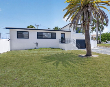 401 Ne 15th Terrace - Photo Thumbnail 20