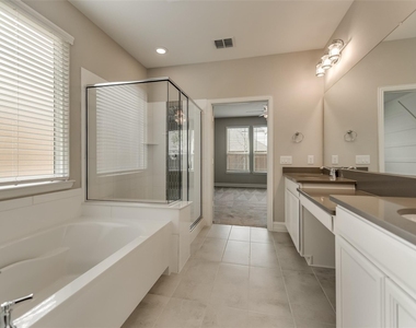 2621 Strand Lane - Photo Thumbnail 17