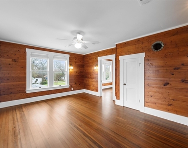 1106 W 4th Avenue - Photo Thumbnail 20