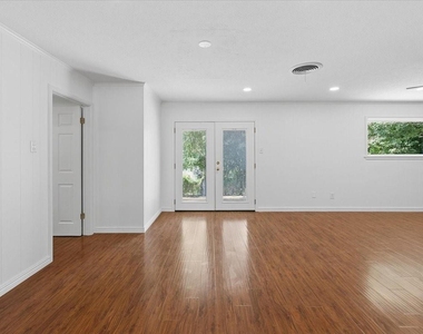 5533 Sam Calloway Road - Photo Thumbnail 28