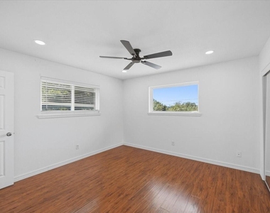 5533 Sam Calloway Road - Photo Thumbnail 12